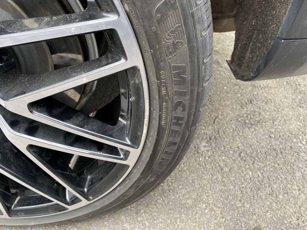 Фото Porsche Macan 234